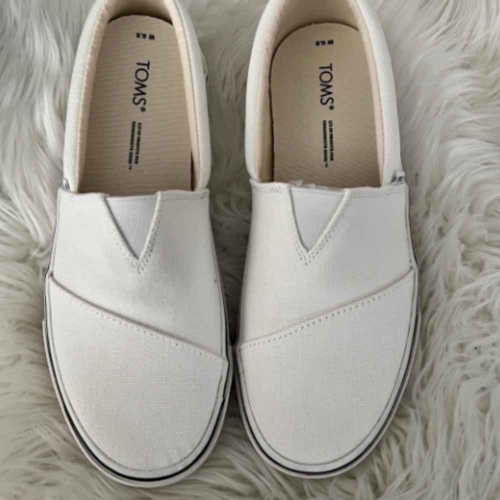 Tom's Fenix Women's Slip-On Shoes